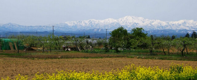 1-飯豊　春.jpg